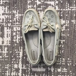 Angelfish grey Sperry topsiders